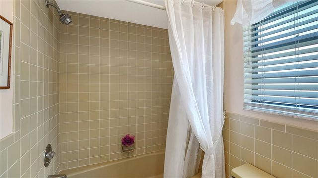 4250 SHAMROCK DRIVE, Venice, FL 34293