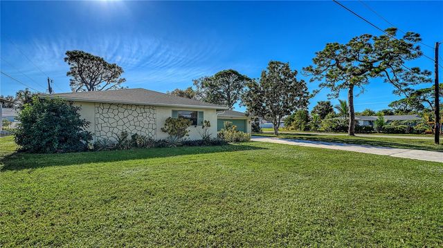 4250 SHAMROCK DRIVE, Venice, FL 34293