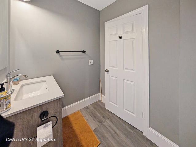 1621 Carroll Street Road, Saginaw, MI 48601