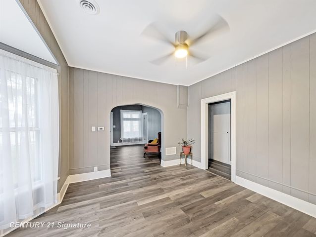 1621 Carroll Street Road, Saginaw, MI 48601