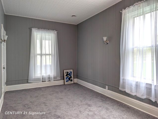 1621 Carroll Street Road, Saginaw, MI 48601