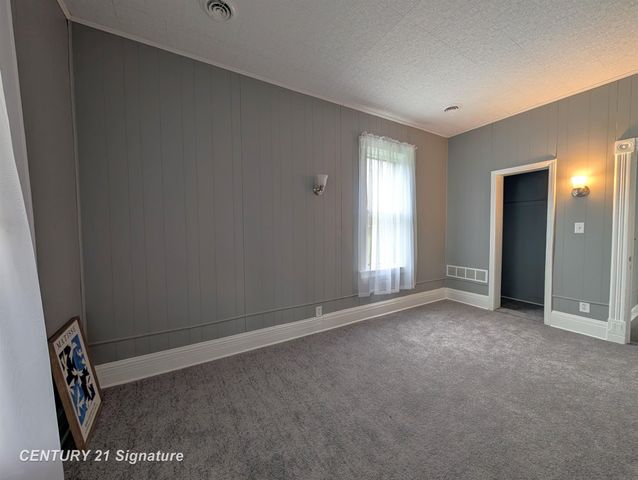 1621 Carroll Street Road, Saginaw, MI 48601