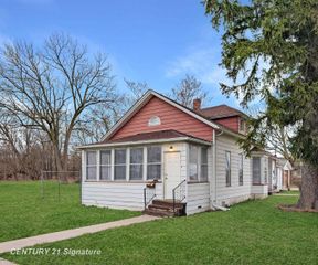 1621 Carroll Street Road, Saginaw, MI 48601