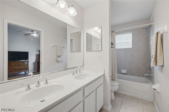 10088 Pacific Pines AVE, Fort Myers, FL 33966