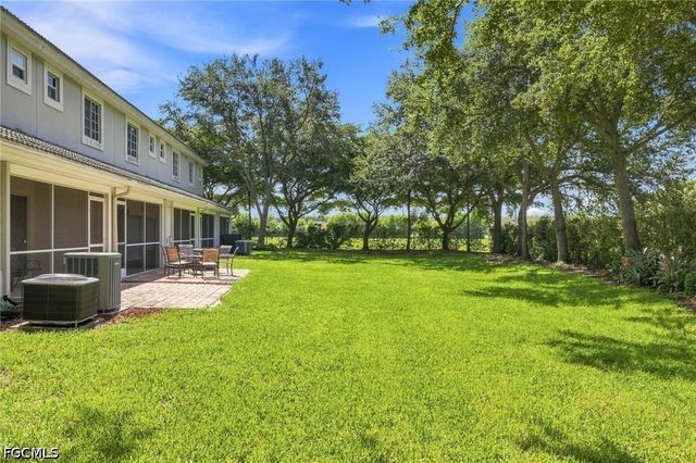 10088 Pacific Pines AVE, Fort Myers, FL 33966