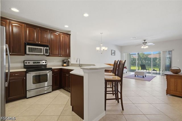 10088 Pacific Pines AVE, Fort Myers, FL 33966