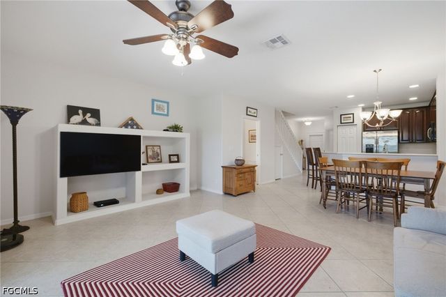 10088 Pacific Pines AVE, Fort Myers, FL 33966