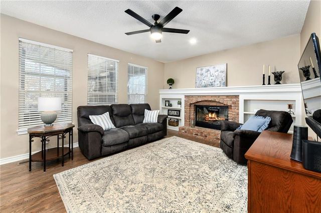 12741 S Hagan Street, Olathe, KS 66062