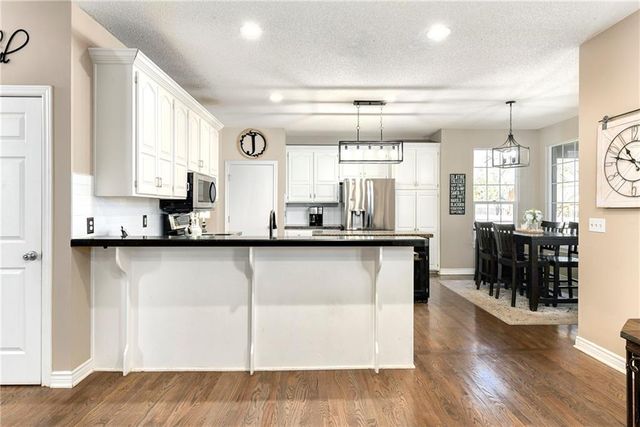 12741 S Hagan Street, Olathe, KS 66062