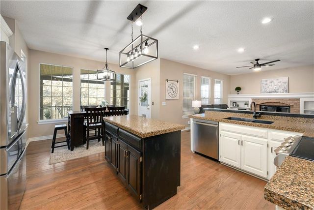 12741 S Hagan Street, Olathe, KS 66062