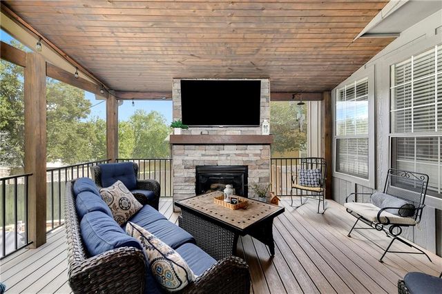 12741 S Hagan Street, Olathe, KS 66062