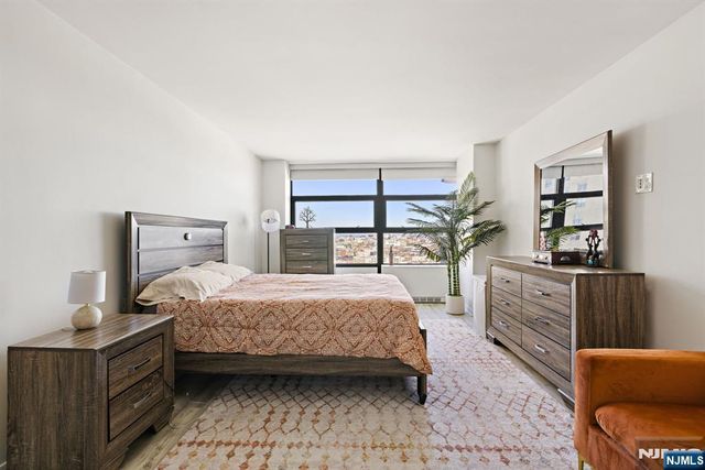 6050 E John F Kennedy Boulevard 20G, West New York, NJ 07093