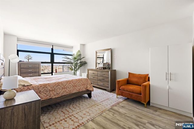 6050 E John F Kennedy Boulevard 20G, West New York, NJ 07093