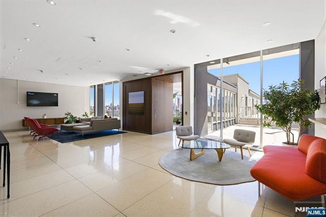 6050 E John F Kennedy Boulevard 20G, West New York, NJ 07093