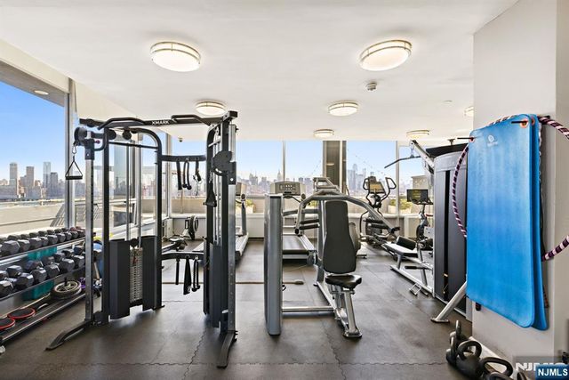 6050 E John F Kennedy Boulevard 20G, West New York, NJ 07093