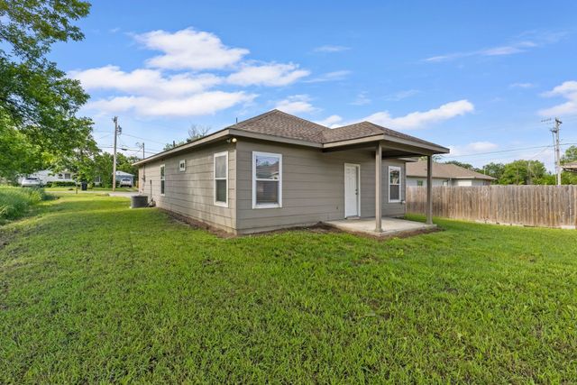 4210 Park Street, Greenville, TX 75401