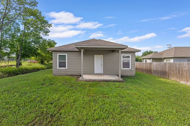 4210 Park Street, Greenville, TX 75401