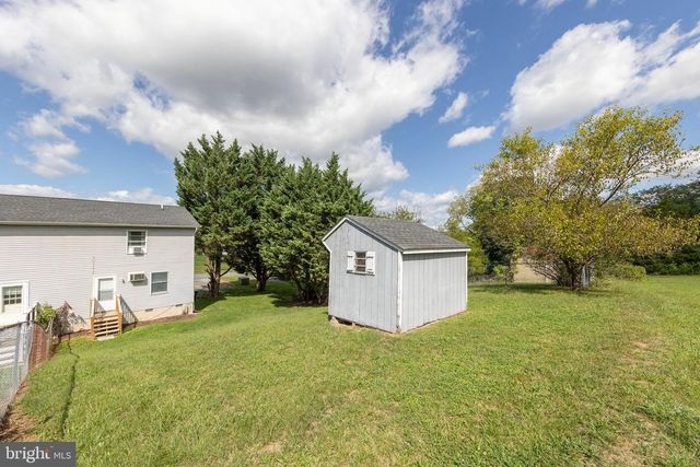 110 LAKERIDGE DR, Stephens City, VA 22655
