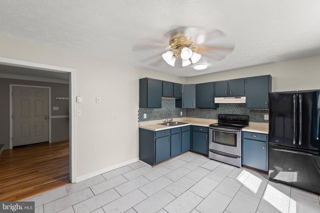 110 LAKERIDGE DR, Stephens City, VA 22655