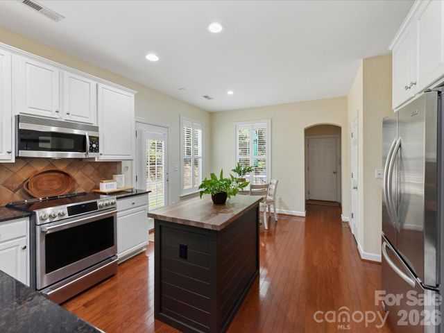 8611 Covedale Crossings Circle, Cornelius, NC 28031
