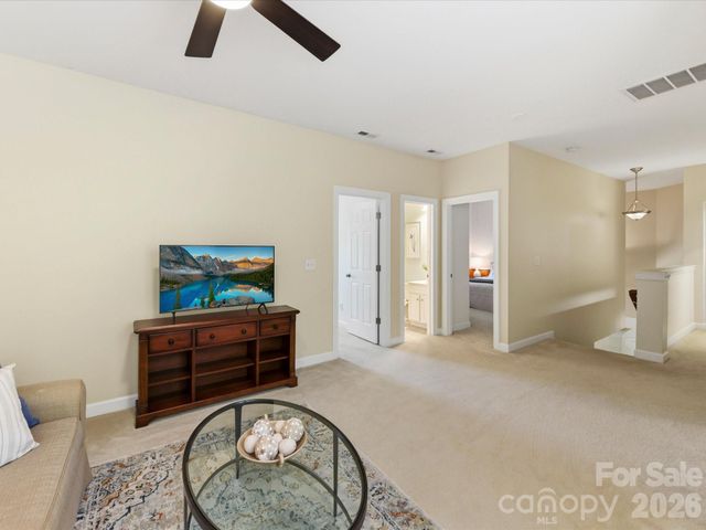 8611 Covedale Crossings Circle, Cornelius, NC 28031