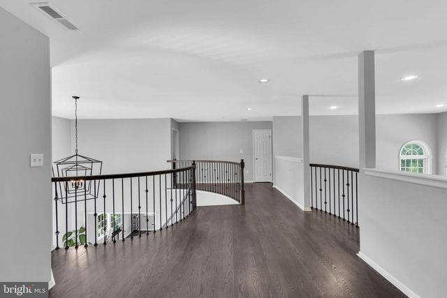 24 CARRIAGE WAY, Millstone Township, NJ 08510