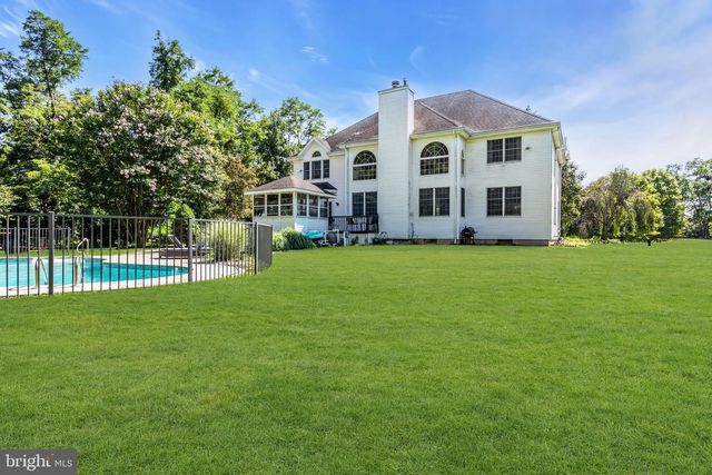 24 CARRIAGE WAY, Millstone Township, NJ 08510