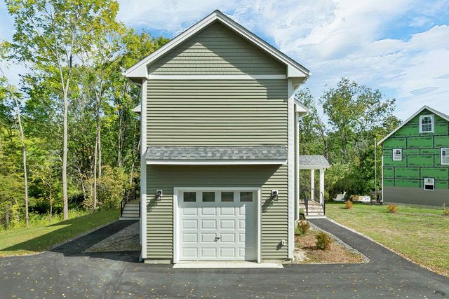 1 Allen Lane, Durham, NH 03824