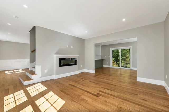 1 Allen Lane, Durham, NH 03824