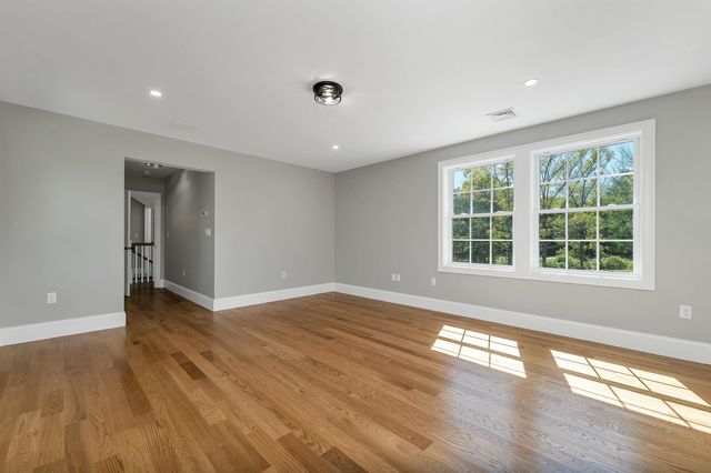1 Allen Lane, Durham, NH 03824