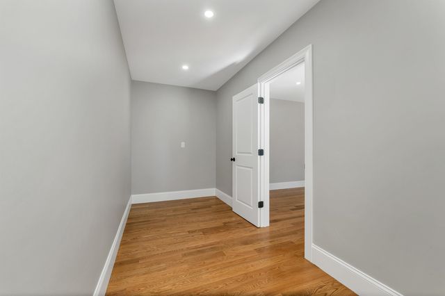 1 Allen Lane, Durham, NH 03824
