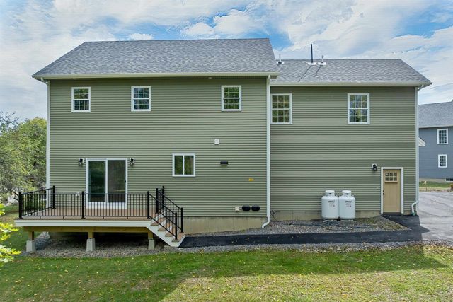 1 Allen Lane, Durham, NH 03824
