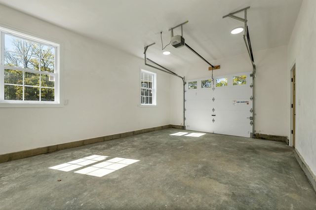1 Allen Lane, Durham, NH 03824