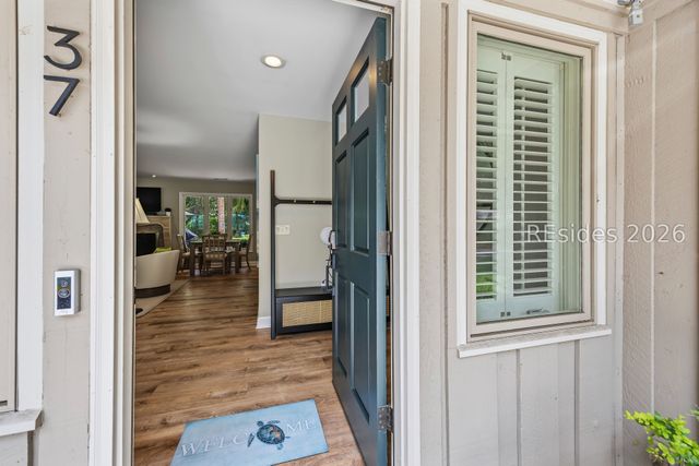 37 Woodbine Pl, Hilton Head Island, SC 29928