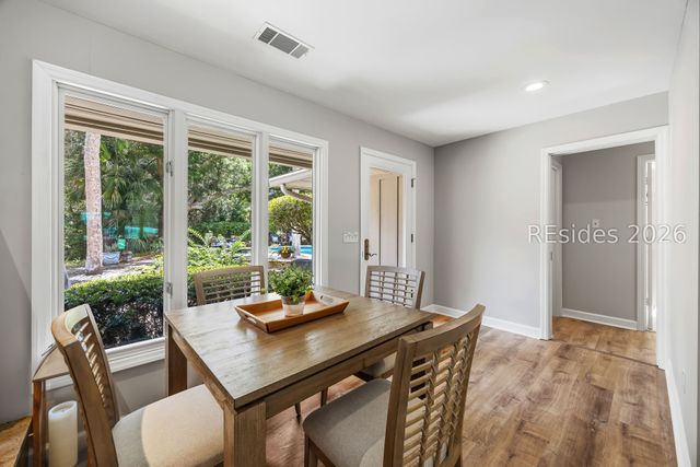 37 Woodbine Pl, Hilton Head Island, SC 29928