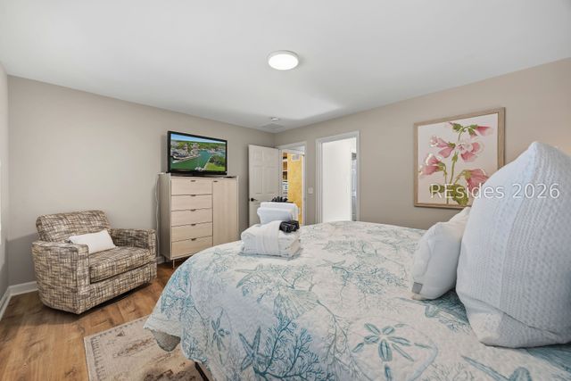 37 Woodbine Pl, Hilton Head Island, SC 29928