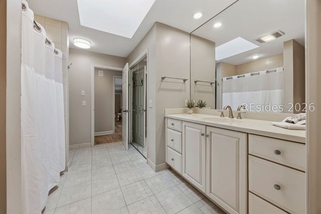 37 Woodbine Pl, Hilton Head Island, SC 29928