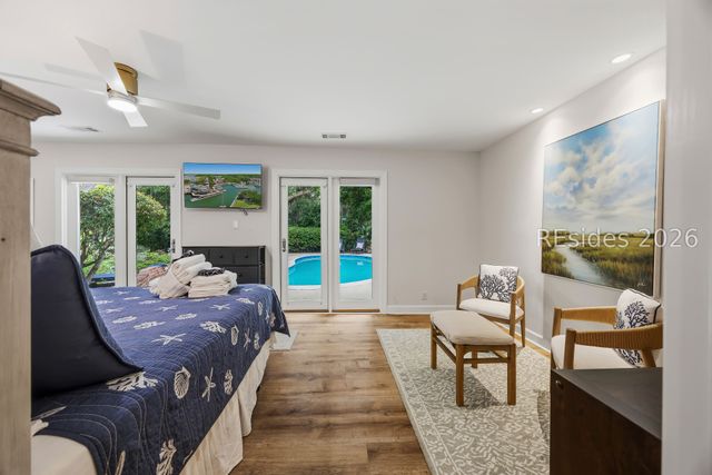 37 Woodbine Pl, Hilton Head Island, SC 29928