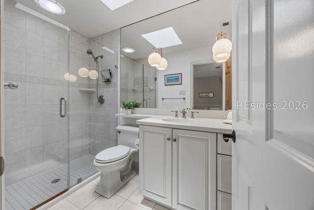 37 Woodbine Pl, Hilton Head Island, SC 29928