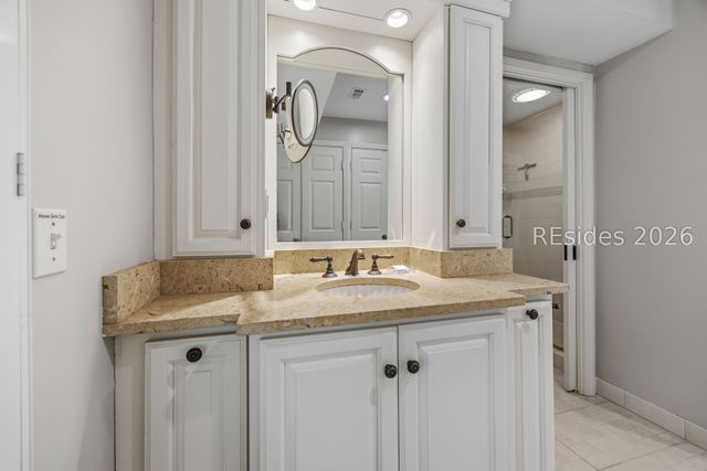 37 Woodbine Pl, Hilton Head Island, SC 29928