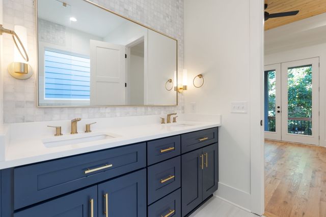 411 Achievement Dr, Nashville, TN 37209