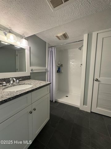 2810 Canal Cove Road, Lake Waccamaw, NC 28450