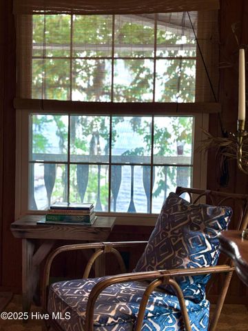 2810 Canal Cove Road, Lake Waccamaw, NC 28450