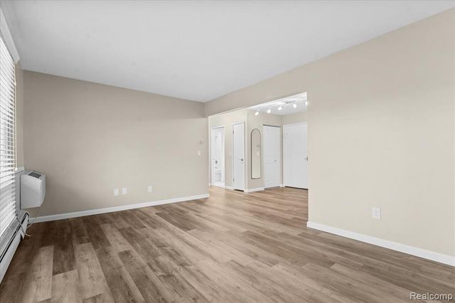 1545 Cherboneau 41, Detroit, MI 48207