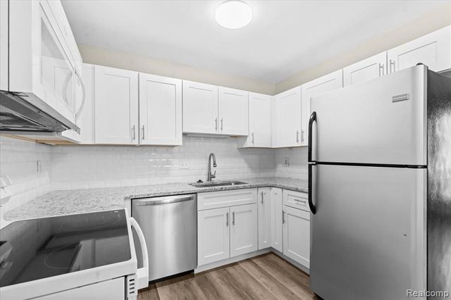 1545 Cherboneau 41, Detroit, MI 48207