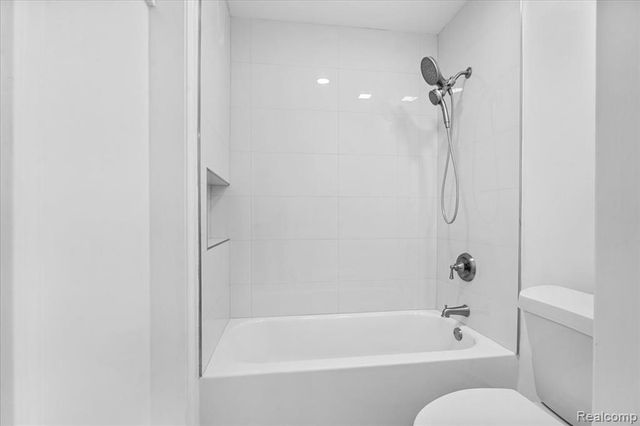 1545 Cherboneau 41, Detroit, MI 48207