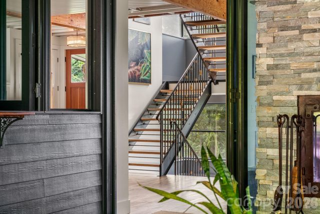 53 Buchanan Place, Asheville, NC 28801