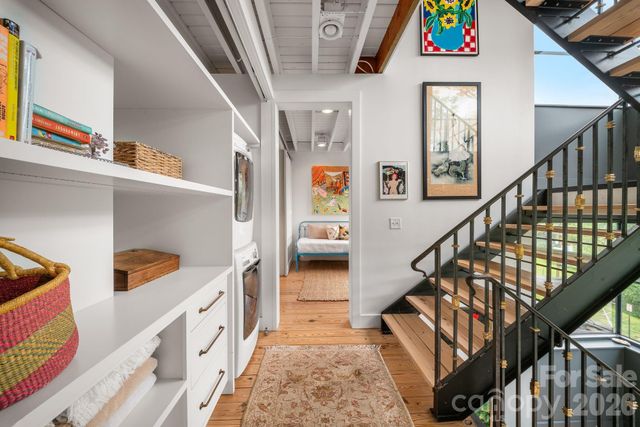 53 Buchanan Place, Asheville, NC 28801
