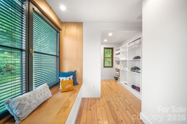 53 Buchanan Place, Asheville, NC 28801