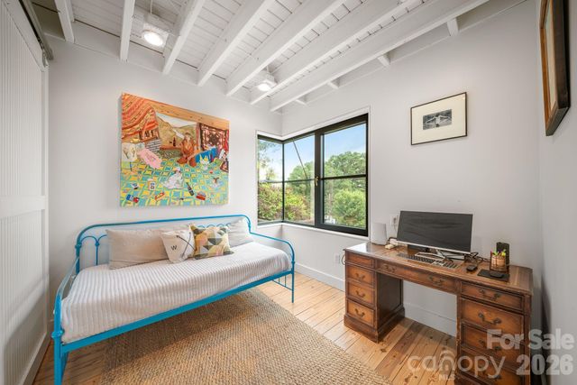 53 Buchanan Place, Asheville, NC 28801